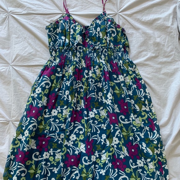 Banana Republic Dresses & Skirts - Floral banana republic dress